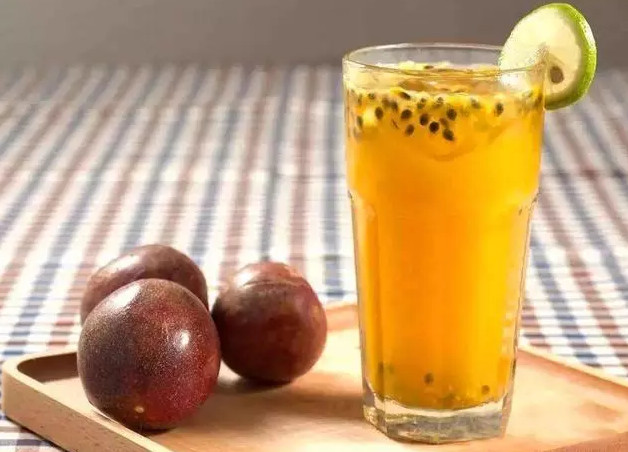 百香果苹果橙子汁